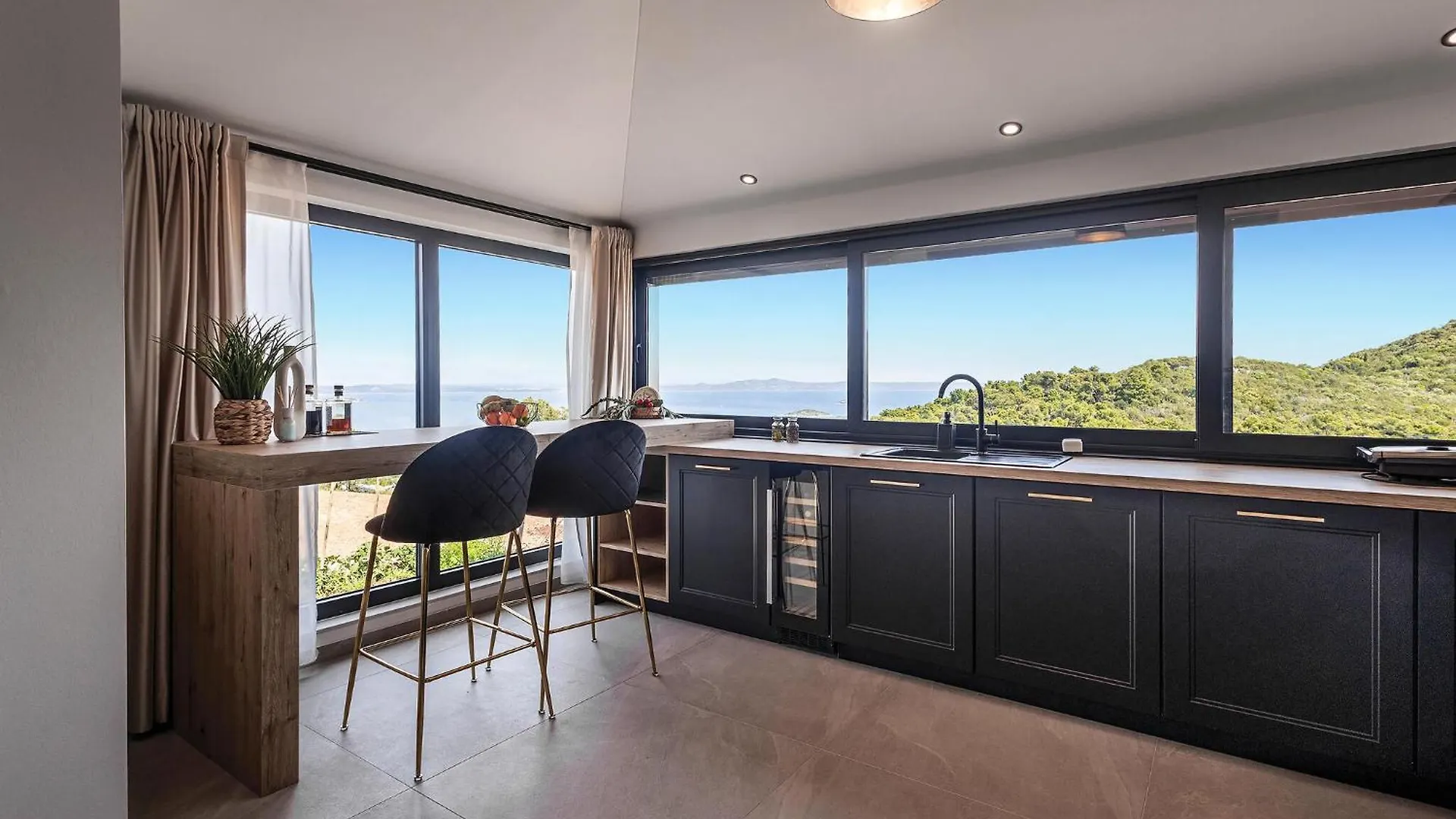 Awesome Home In Zman With Outdoor Swimming Pool Holiday home