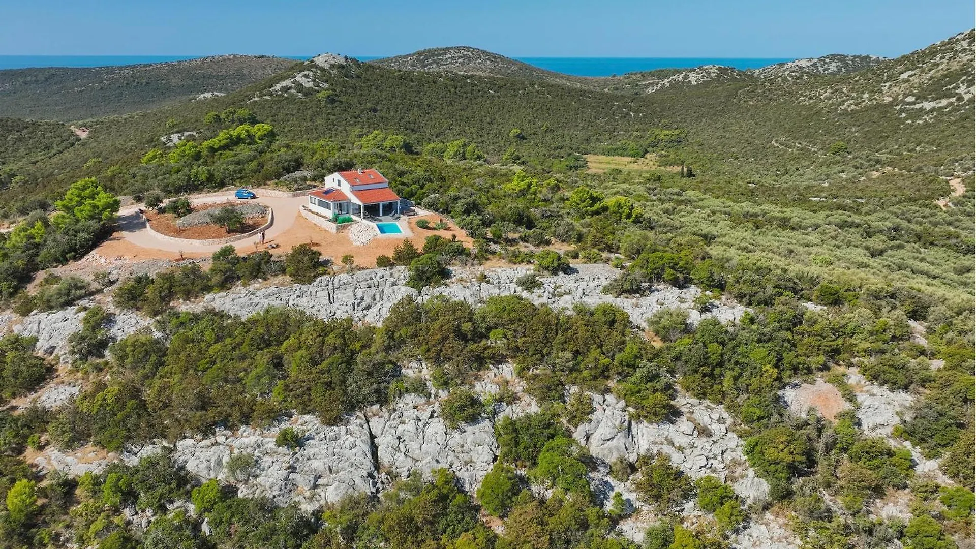 Awesome Home In Zman With Outdoor Swimming Pool Croatia